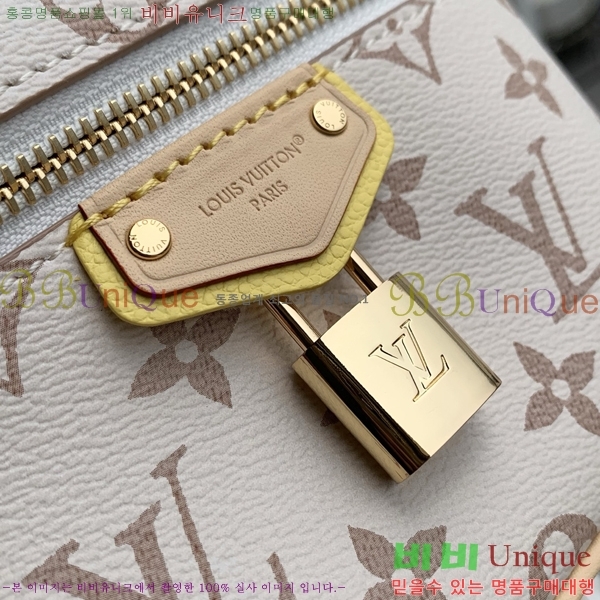 #����*�� �Ͻ� �̴� ����Ƽ ���̽� M29782-101