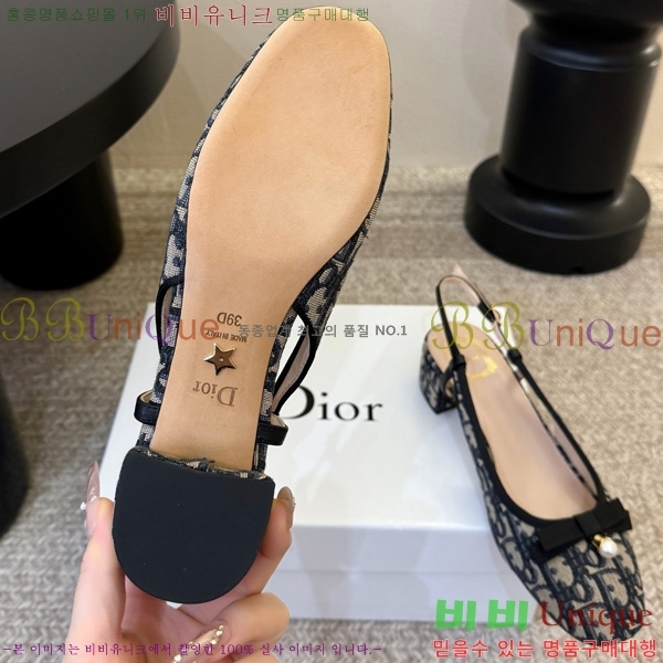 ��� �� ���� 3D770528-1