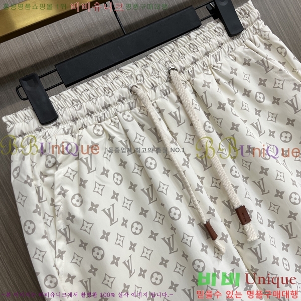 ���� ���̺��� �����Ϸ� ���� �ݹ��� �¾� 39LT267412-5